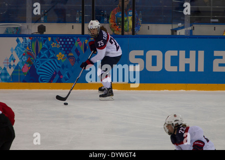 Alex Carpenter (USA), USA-Canada Women's Ice Hockey at the Olympic Winter Games, Sochi 2014 Stock Photo