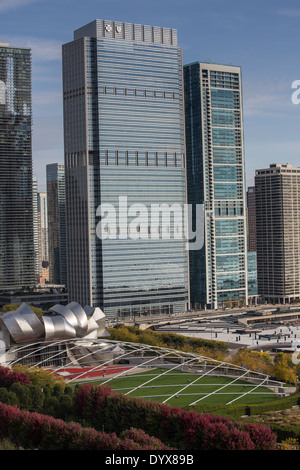 Aerial view of the downtown skyline and Jay Pritzker Pavilion in Millennium Park from the Cliff Dwellers Club in Chicago, Illinois USA Stock Photo