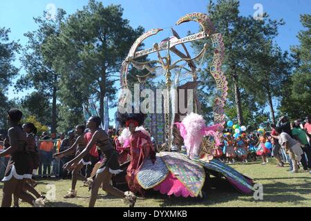 Pretoria, South Africa. 27th Apr, 2014. Performers attend a celebration to commemorate the Freedom Day in Pretoria, South Africa, on April 27, 2014. The Freedom Day is celebrated in South Africa annually on April 27, which is the day in 1994 when the first democratic election was held in South Africa and ended the apartheid. Credit:  Li Qihua/Xinhua/Alamy Live News Stock Photo