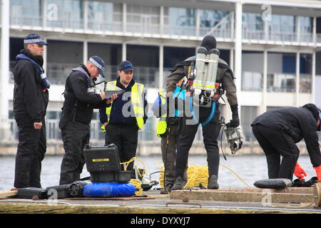 London, UK. Sunday April 27th 2014 Metropolitan Police Marine Unit searches the Royal Victoria Docks for a plane's black boxes as part of the large multi agency exercise being held in East London. The three day exercise sees hundreds of emergency services personnel responding to a simulated plane crash at the Millennium Mills site and adjacent Royal Victoria Docks. Credit:  HOT SHOTS/Alamy Live News Stock Photo