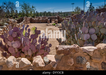 Besh-Ba-Gowah Archaeological Park, a partially reconstructed 14th century Salado Indian pueblo ruin, in Globe, Arizona, USA Stock Photo