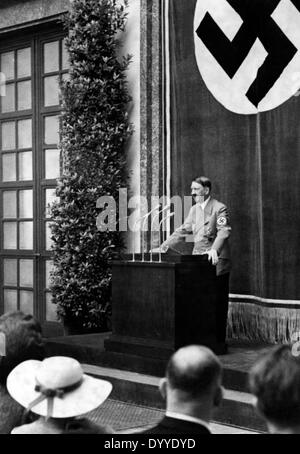 Adolf Hitler speaks at the inauguration of the 'Great German Art Exhibition 1938', 1938 Stock Photo