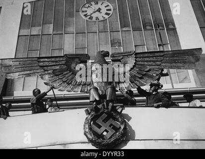 Imperial Eagle with swastika in Nuremberg, 1933 Stock Photo