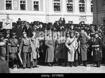 Spectators at the march in review on the Day of Potsdam, 1933 Stock Photo