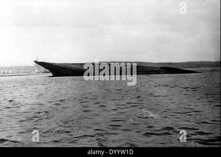 Scuttling of the Derfflinger in Scapa Flow, 1919 Stock Photo