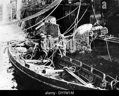 Raising the SMS Hindenburg in Scapa Flow, 1930 Stock Photo