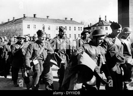British prisoners of war in a German internment camp in Trondheim, 1940 Stock Photo