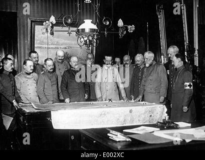 The German General Gouvernor of Belgian in a meeting, 1915 Stock Photo