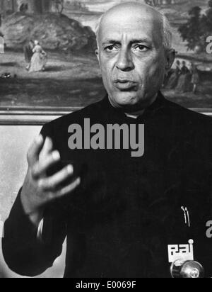 The politician Pandit Nehru, 1955