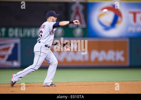 Anaheim, CA, USA. 28th Apr, 2014. April 28, 2014 - Anaheim, CA, United States of America - Cleveland Indians shortstop Asdrubal Cabrera (13) in action during the MLB game between Cleveland Indians and Los Angeles Angels at the Angels Stadium in Anaheim, CA. Credit:  csm/Alamy Live News Stock Photo