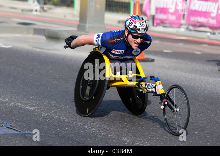 Richard Colman (AUS) competing in the Virgin Money London Marathon 2014. Stock Photo