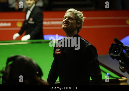 Sheffield, Yorkshire, UK. 30th Apr, 2014. 30.04.2014 - Aussie Neil Robertson makes snooker history with his hundredth 100 break at the 2014 Dafabet World Snooker Championship quarter-final, against Judd Trump, Crucible Theatre, Sheffield, Yorkshire, England. Credit:  Jimmy Whhittee/Alamy Live News Stock Photo