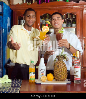 Casa-Canada resort Corn Island Nicaragua Central America  bartenders staff bar Stock Photo