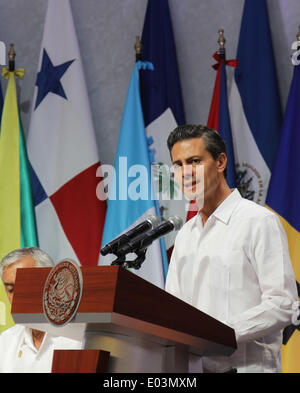 Merida, Mexico. 30th Apr, 2014. Image provided by Mexico's Presidency shows Mexican President Enrique Pena Nieto making a speech during the closing ceremony of the sixth Association of Caribbean States (AEC) Summit in Merida, Yucatan, Mexico, on April 30, 2014. © Mexico's Presidency/Xinhua/Alamy Live News Stock Photo