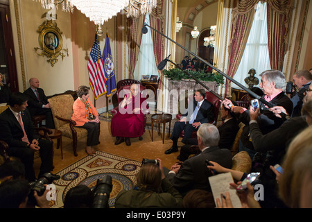 US Speaker of the House John Boehner and Minority Leader Nancy Pelosi meet with the Dalai Lama March 6, 2014 in Washington, DC. Stock Photo