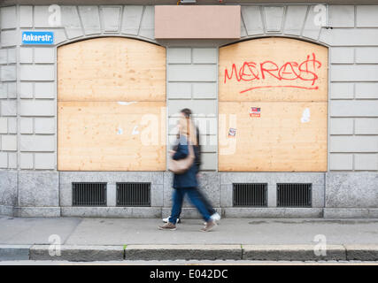 Zurich, Switzerland. 1st May, 2014. Many shop owners around Zurich's Helvetiaplatz area barricaded their windows in fear of riots after the May Day protest rally. Credit:  Erik Tham/Alamy Live News Stock Photo
