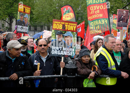 London, UK. 1st May 2014. May Day, London. Trade Union March from Clerkenwell Green to Trafalgar Square. People holding banners with Tony Benn and Bob Crow, Trafalgar Square Stock Photo