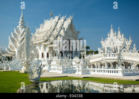 Famous Wat Rong Khun (White temple) in Chiang Rai province, Northern Thailand Stock Photo