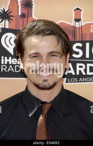 Los Angeles, CA, USA. 1st May, 2014. Jason Ritter at arrivals for iHeartRadio Music Awards 2014, The Shrine Auditorium, Los Angeles, CA May 1, 2014. Credit:  Michael Germana/Everett Collection/Alamy Live News Stock Photo