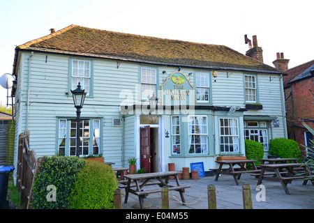 The 18th century Barley Mow Pub on The Green, Englefield Green, Surrey, England, United Kingdom Stock Photo