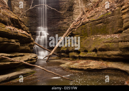 Lake Falls in Matthiessen State Park Stock Photo