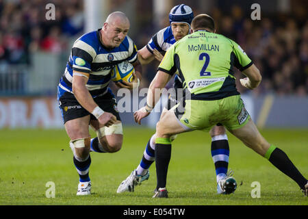 Bath, UK. 02nd May, 2014. Carl FEARNS (Bath Rugby) carries the ball during the Aviva Premiership match between Bath and Northampton Saints at The Recreation Ground. Credit:  Action Plus Sports/Alamy Live News Stock Photo