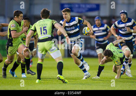 Bath, UK. 02nd May, 2014. Ollie DEVOTO (Bath Rugby) runs with the ball during the Aviva Premiership match between Bath and Northampton Saints at The Recreation Ground. Credit:  Action Plus Sports/Alamy Live News Stock Photo