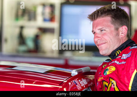 Talladega, Alabama, USA. 2nd May, 2014. Talladega, AL - May 02, 2014: Jamie McMurray (1) gets ready to practice for the ''Aaron's 499'' at Talladega Superspeedway in Talladega, AL. Credit:  csm/Alamy Live News Stock Photo