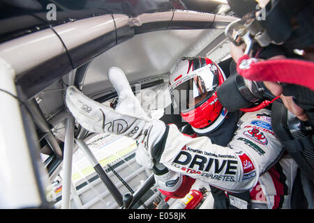 Talladega, Alabama, USA. 2nd May, 2014. Talladega, Alabama - May 02, 2014: Ryan Reed (16) prepares to qualify for the Aaron's 312 at Talladega Superspeedway in Talladega, Alabama. © csm/Alamy Live News Stock Photo