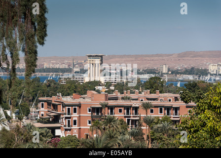 Old Cataract Hotel, Tower of Movenpick Hotel, Nile and Aswan, Upper Egypt Stock Photo