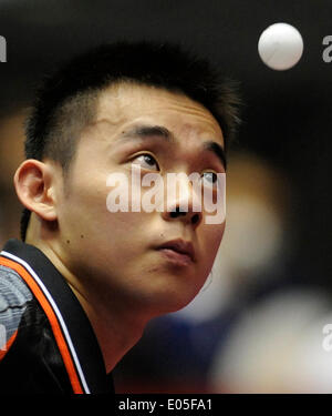 Tokyo, Japan. 3rd May, 2014. Chen Chien-An of Chinese Taipei plays against Joo Saehyuk of South Korea during the men's team quarterfinal match in Zen Noh 2014 World Table Tennis Championships in Tokyo, Japan, May 3, 2014. Chinese Taipei won 3-2. © Stringer/Xinhua/Alamy Live News Stock Photo