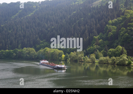 Dutch barge with scrap metal on the river Mosel on the way to Traben -Trarbach (Germany) Stock Photo