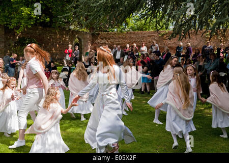 Orpington, Kent, UK. 3rd May 2014.  May Queen celebrations with dancing took place in Priory Gardens Orpington Credit:  Keith Larby/Alamy Live News Stock Photo