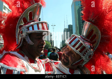 Sao Paulo, Brazil. 4th May, 2014. People react during the Gay Pride Parade, in Sao Paulo, Brazil, on May 4, 2014. © Rahel Patrasso/Xinhua/Alamy Live News Stock Photo