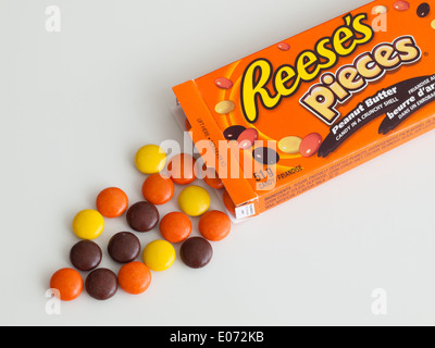 Winneconne, WI - 4 February 2015: Package of Peanut M&M's chocolate. M&M's  are sold to over 100 countries worldwide Stock Photo - Alamy