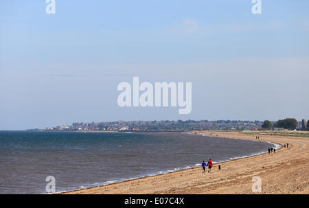 Heacham, Norfolk, England, UK. 5th May 2014.Walkers enjoy the morning sunshine on Bank Holiday Monday.   Credit:  Stuart Aylmer/Alamy Live News Stock Photo