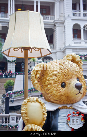 A Teddy Bear's Christmas, Heritage 1881 in Kowloon. Hong Kong. Stock Photo