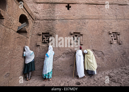 pilgrims at Bet Maryam rock hewn church in Lalibela, Ethiopia Stock Photo