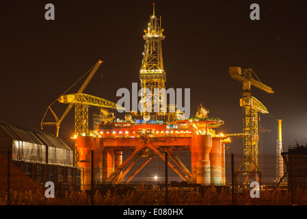 Blackford Dolphin Oil Platform, Belfast Stock Photo