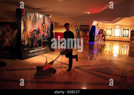 Mumbai, Maharashtra, India. 30th Apr, 2014. The swanky interior at the modern PVR Oberoi multiplex cinema. Figures from the Film Federation of India published show that the number of single-screen cinemas in the country fell from 13,000 to about 10,000 over a five-year period to 2012. They are continuing to shut down or are being converted to Multiplexes - with plush seats and a wide range of food on offer to adapt to the tastes of the internet generation. © Subhash Sharma/ZUMA Wire/ZUMAPRESS.com/Alamy Live News Stock Photo