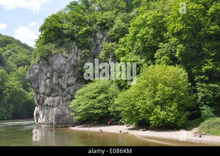 A swimming beach in the Danube Gorge, between the Weltenburg Abbey and Kelheim, on the Danube River, Bavaria, Germany. Stock Photo