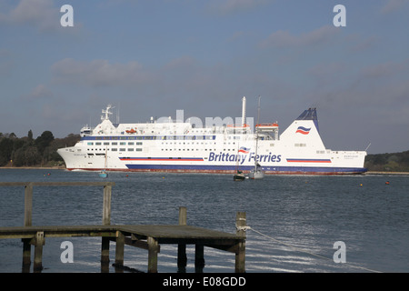 poole harbour leaving dorset ferry alamy condor sandbanks ferries brittany