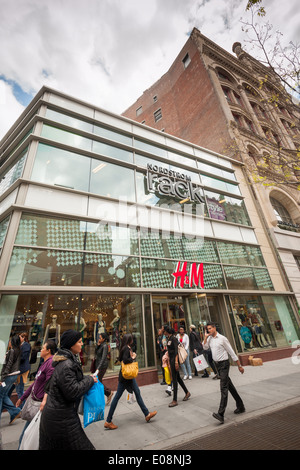 The Nordstrom Rack store in New York in Union Square Stock Photo - Alamy