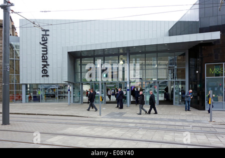 Edinburgh haymarket station hi res stock photography and images