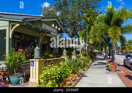 Third Street South in downtown Naples, Gulf Coast, Florida, USA Stock Photo