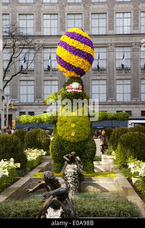 Easter inspired topiary at Rockefeller Center in NYC. Stock Photo