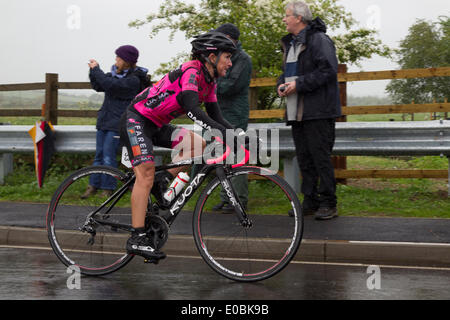 Hinckley to Bedford, UK. 8th May 2014. Friends Life. Women's Tour Cycle Race. Distance 118.5 km / 73.7 mile. Brings world-class women's cycling to the UK in the country's first ever international stage-race with 95 riders. 33 LUPERINI Fabiana riding for team Estado de Mexico Faren. Hardwater Crossing. Great Doddington Northampton with a distance to finish 36.8km / 22.9 miles Credit:  Keith J Smith./Alamy Live News Stock Photo