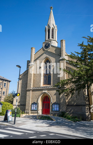 St John's church, Hampton Wick, on Church Grove, Hampton Wick, London ...