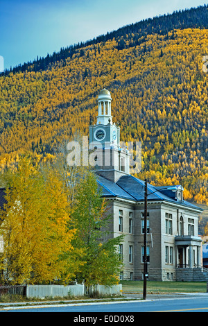 Fall colors and San Juan County Courthouse, Silverton, Colorado USA Stock Photo