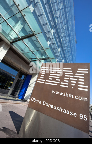 IBM Firmengebäude, Wien, Österreich - IBM Building, Vienna, Austria Stock Photo